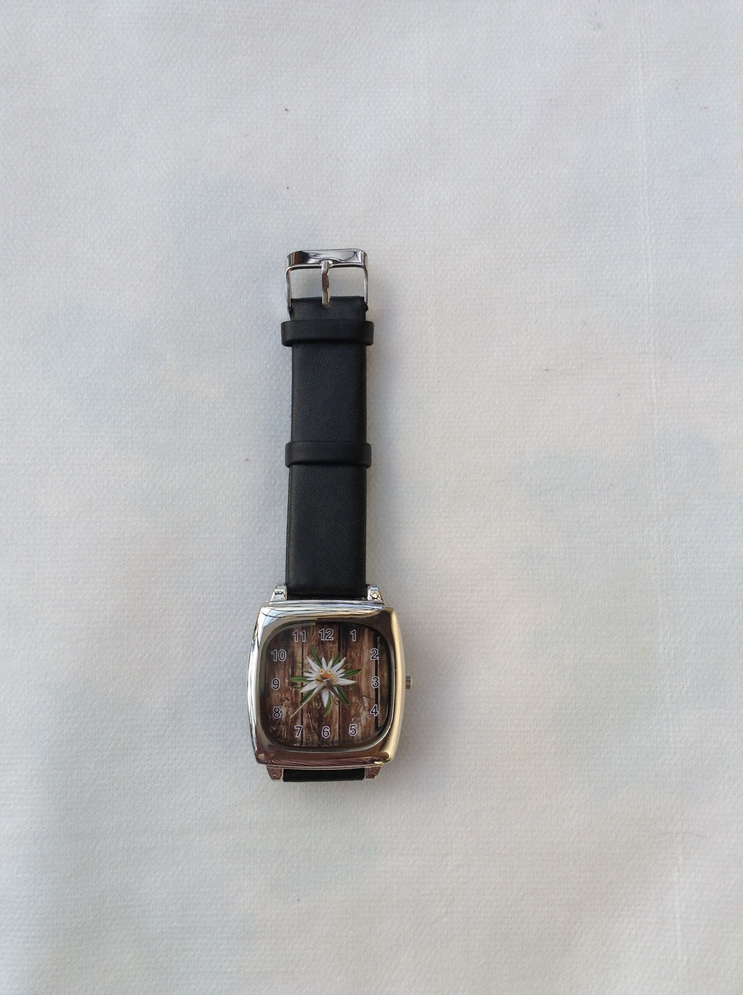 Armbanduhr Quadrat Holzoptik Edelweiß