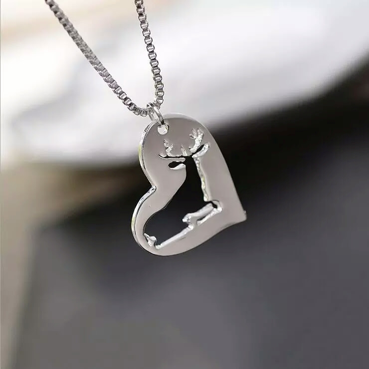 Modeschmuck-Halskette-Hirsch